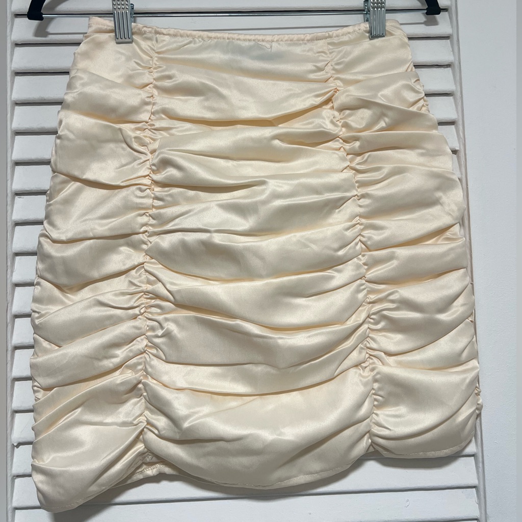 Prettylittlething Champagne Ruched Satin Mini Skirt New With Tags